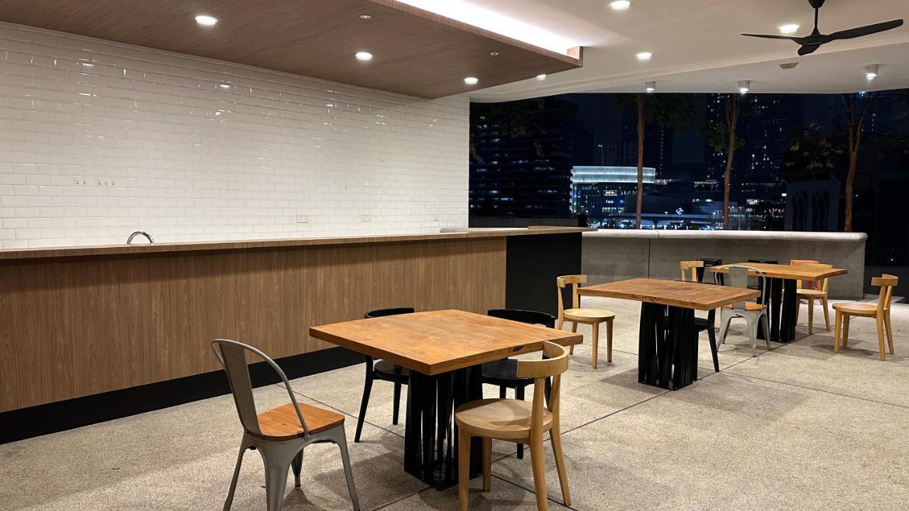 Skyline View In Bukit Bintang The Robertson 42F Apartment Куала Лумпур Екстериор снимка