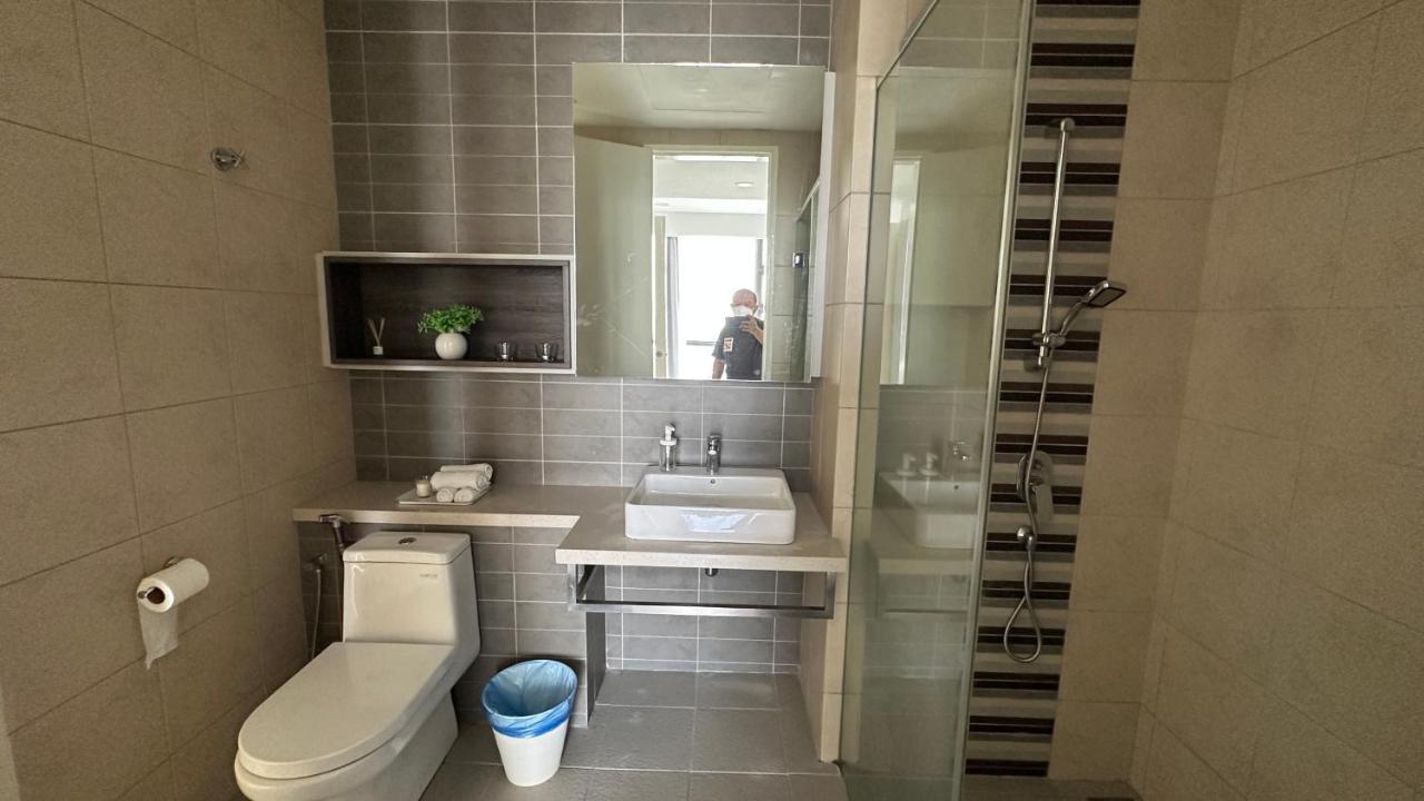 Skyline View In Bukit Bintang The Robertson 42F Apartment Куала Лумпур Екстериор снимка