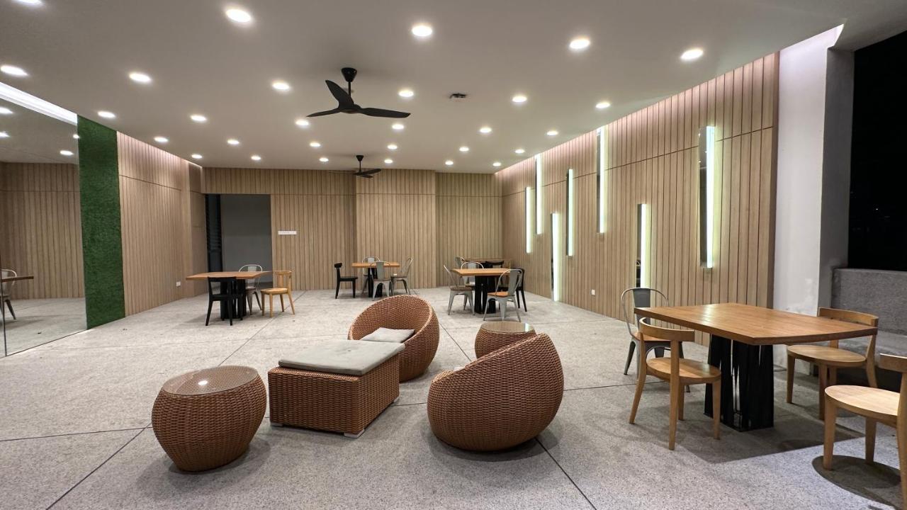 Skyline View In Bukit Bintang The Robertson 42F Apartment Куала Лумпур Екстериор снимка