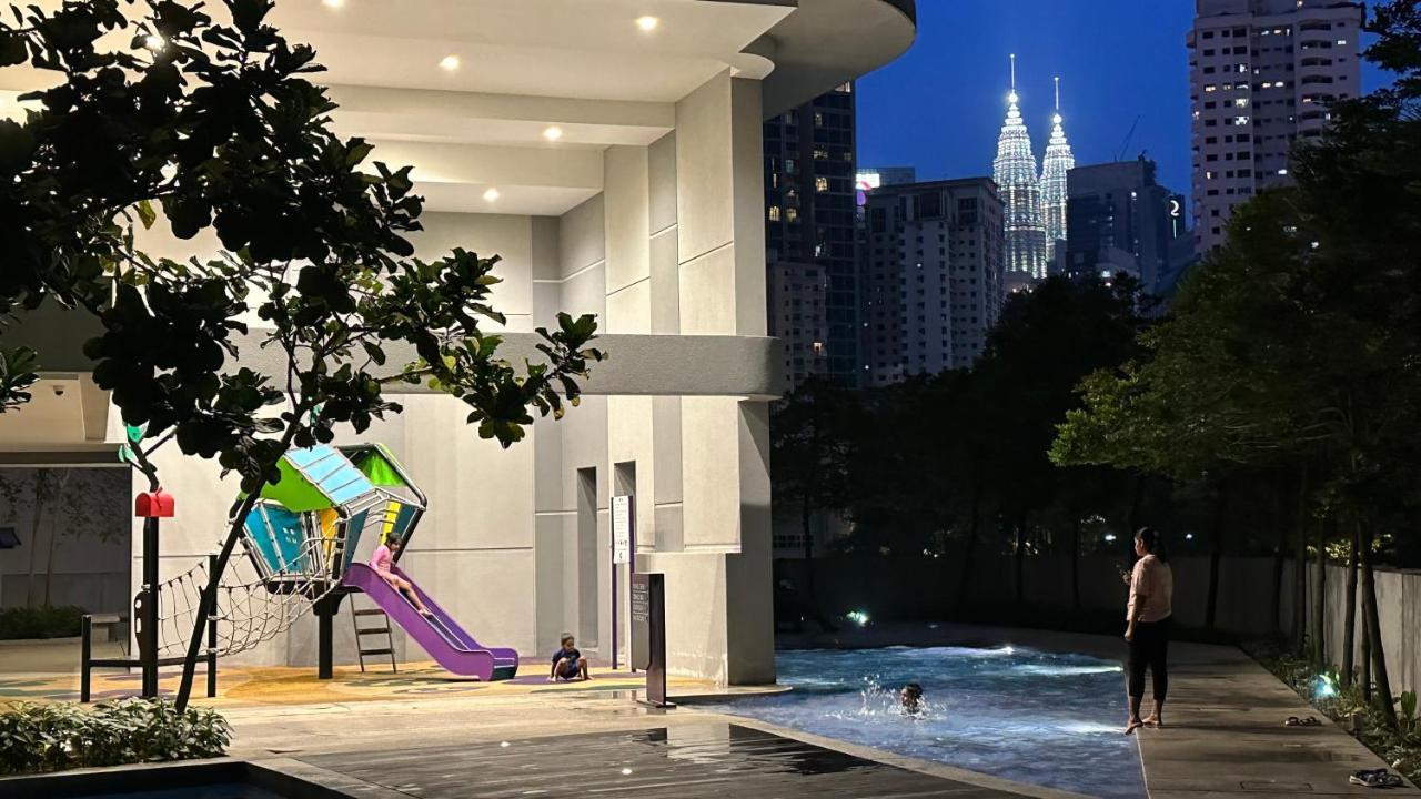 Skyline View In Bukit Bintang The Robertson 42F Apartment Куала Лумпур Екстериор снимка