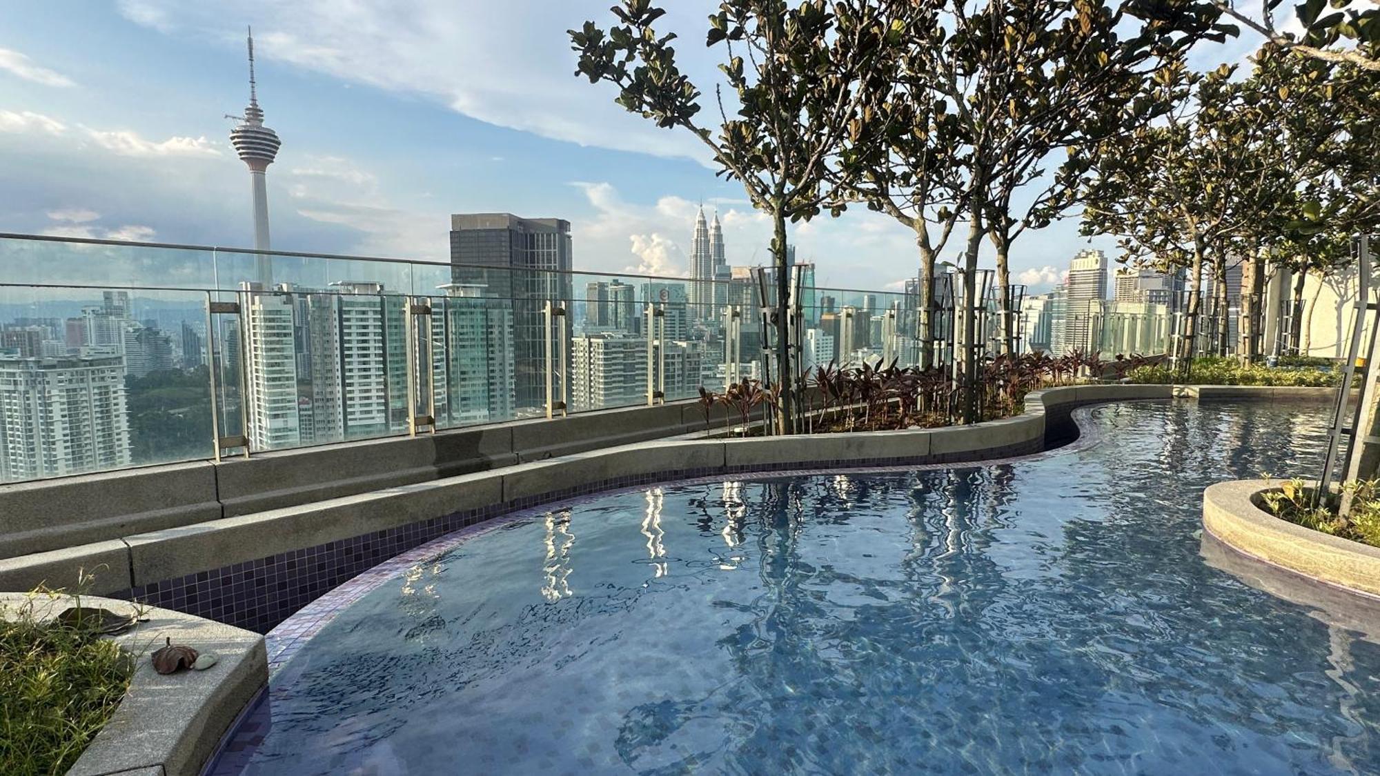 Skyline View In Bukit Bintang The Robertson 42F Apartment Куала Лумпур Екстериор снимка